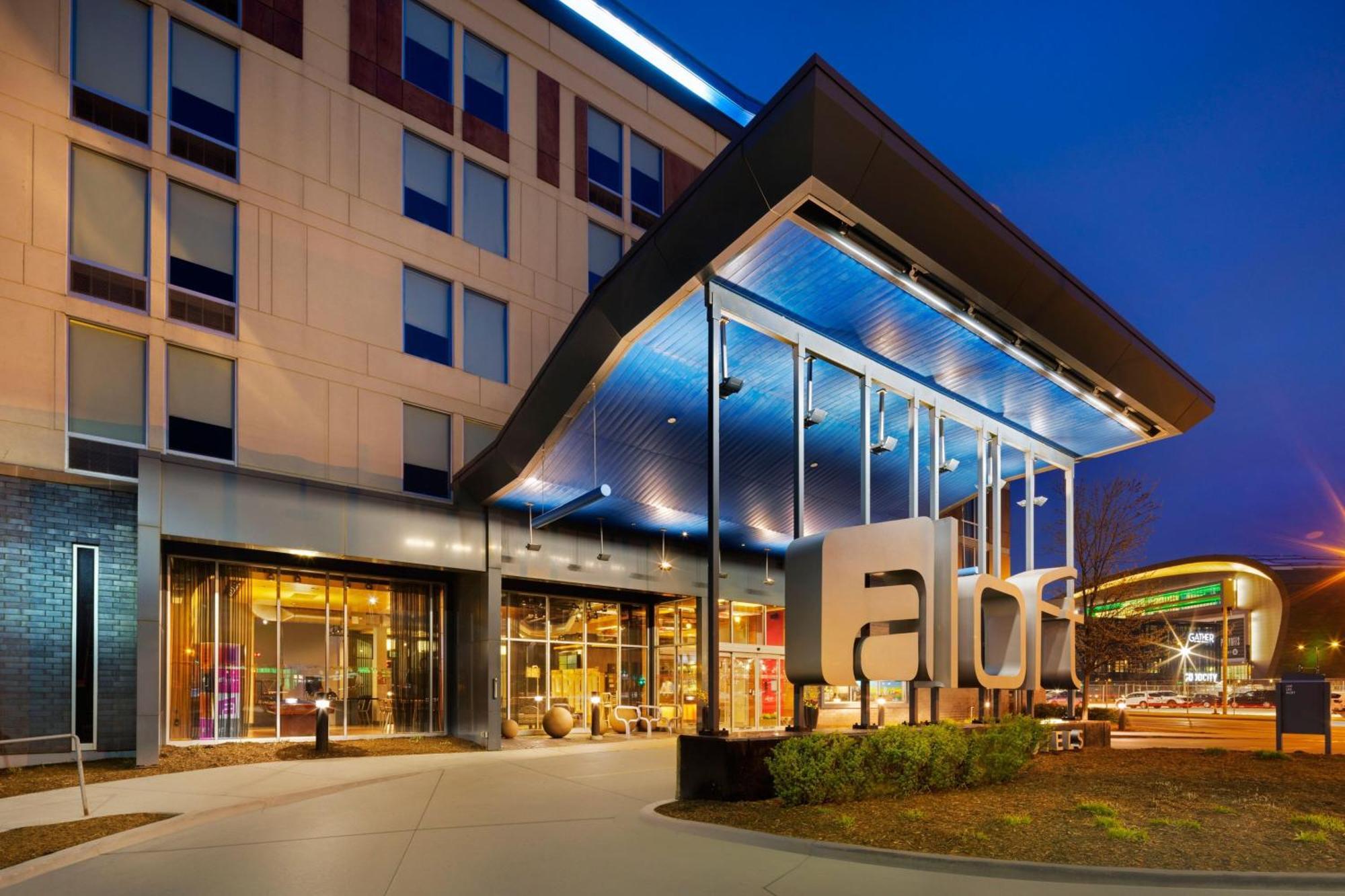 Aloft Hotel Milwaukee Downtown Bagian luar foto