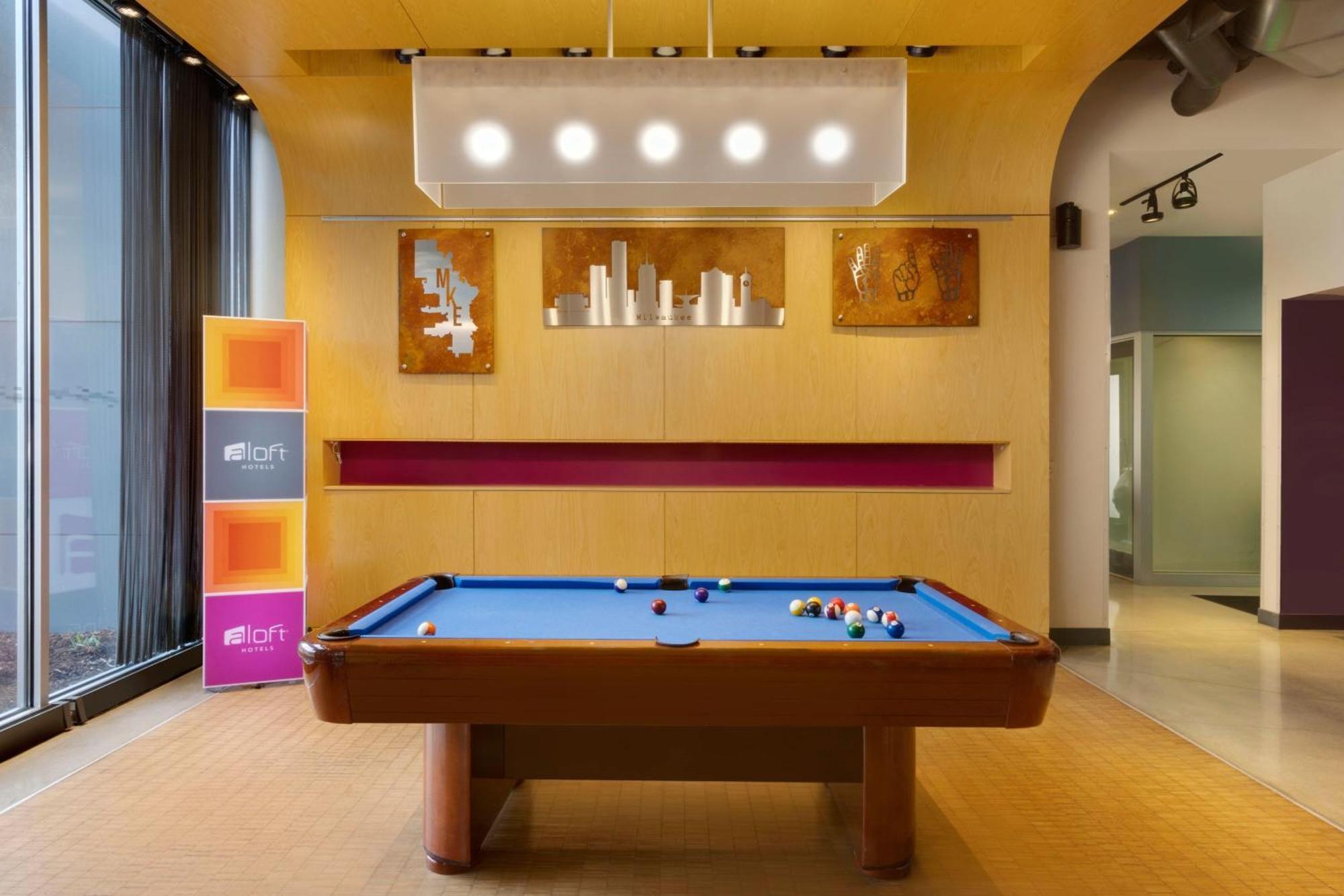 Aloft Hotel Milwaukee Downtown Bagian luar foto