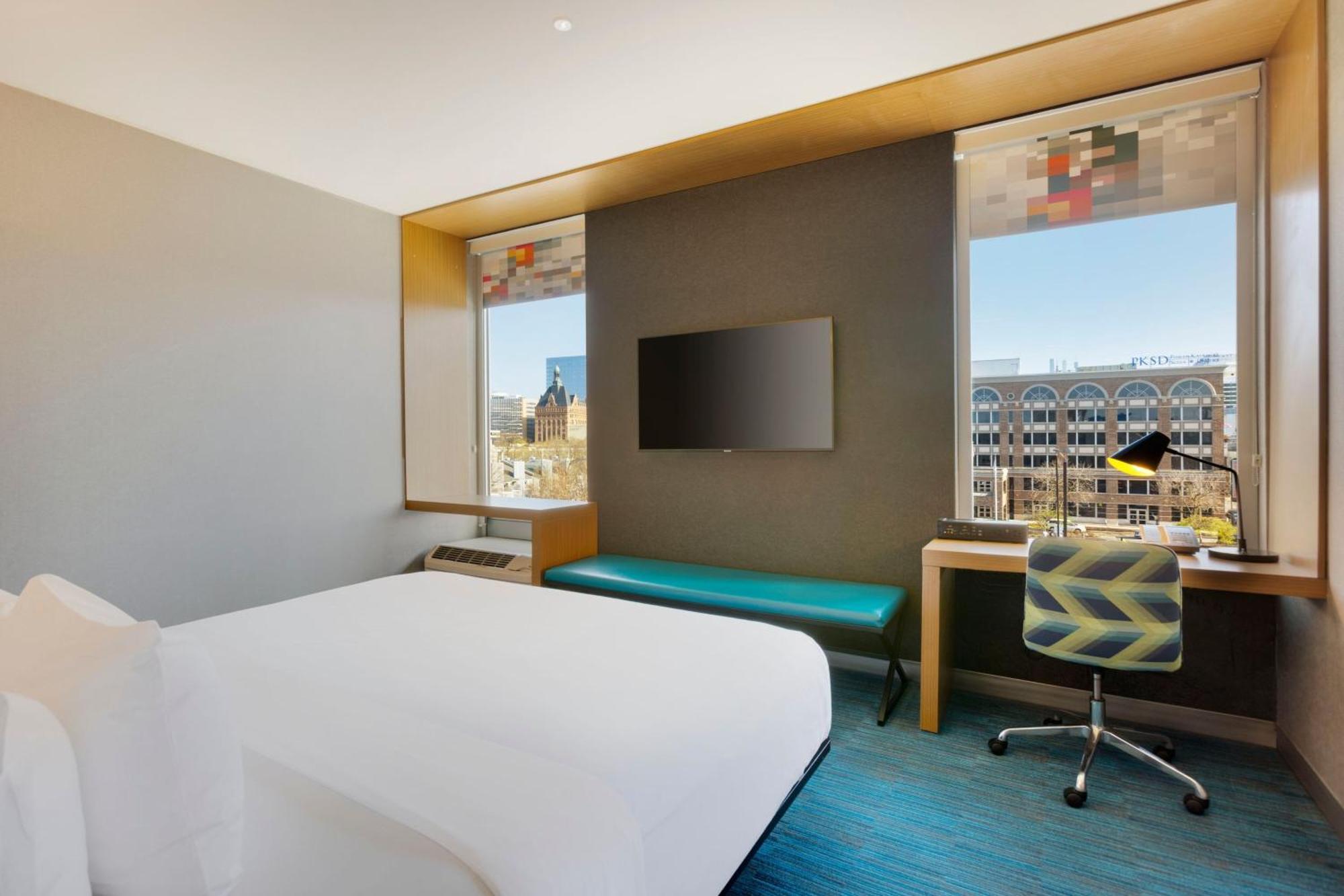 Aloft Hotel Milwaukee Downtown Bagian luar foto