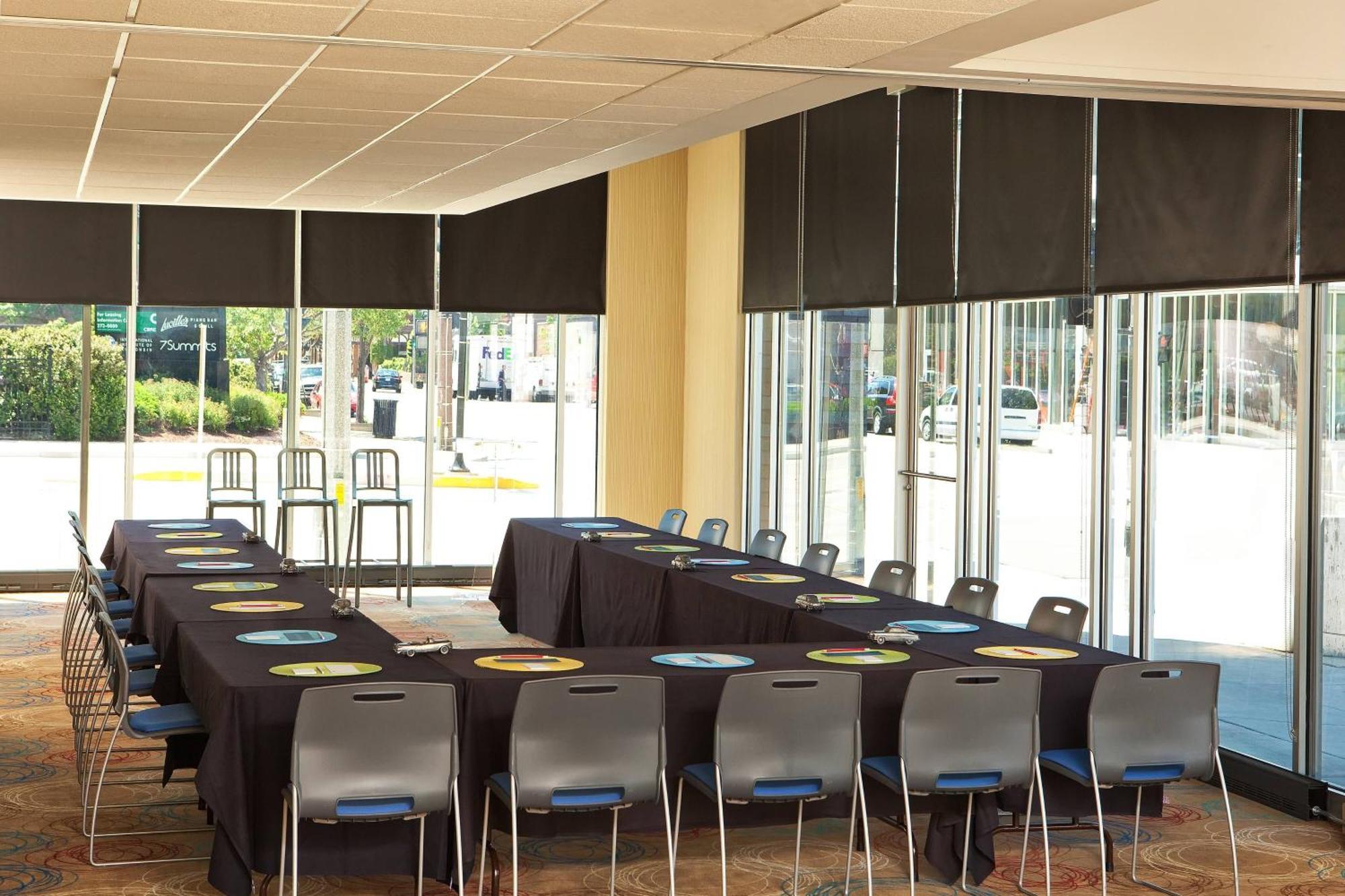 Aloft Hotel Milwaukee Downtown Bagian luar foto
