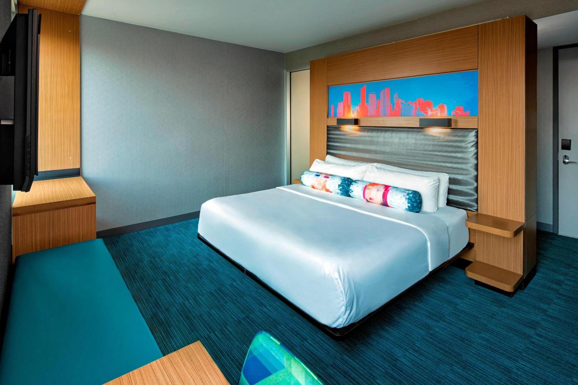 Aloft Hotel Milwaukee Downtown Bagian luar foto